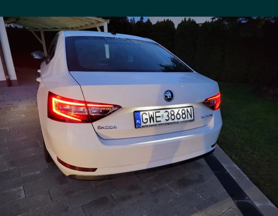 Skoda Superb cena 97500 przebieg: 97000, rok produkcji 2018 z Chrzanów małe 11